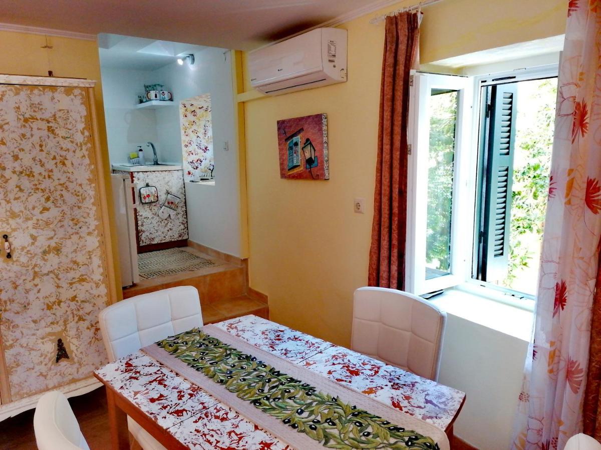 Venetian Well Cozy Apartment Corfu Old Town Exterior foto